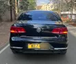 Volkswagen Passat 2012 Black - 4