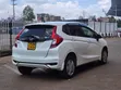 Honda Fit 2018 Rangi ya Pearl - 4