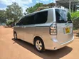Toyota Voxy 2011 Nyeupe - 4