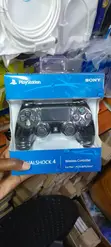 PS4 DualShock 4 Wireless Controller - 1