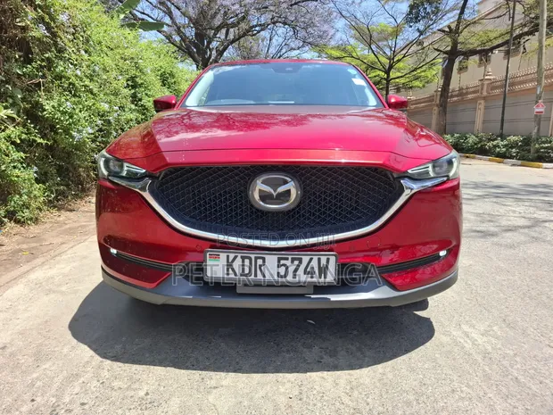 Mazda CX-5 2.2 Diesel FWD 2017 Nyeusi - 1