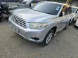 Toyota Kluger 2011 Nyeupe - 4