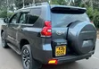 Toyota Land Cruiser Prado 2017 Nyeusi - 2