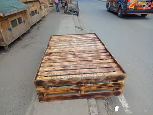 Kitanda cha Pallet Kinachotenganishwa