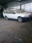 Toyota Corolla G-Touring 2000 White - 1