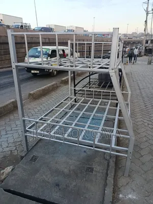 Kitanda cha Double Decker cha 4x6ft Juu, 5x6ft Chini