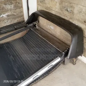 Ford Ranger Rollable Hardcover & Sports Bar