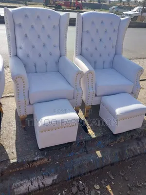 Kiti cha Saluni King White