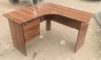 Kona Meza ya Ofisi ya Nyumbani ya Walnut Nyeusi - 2