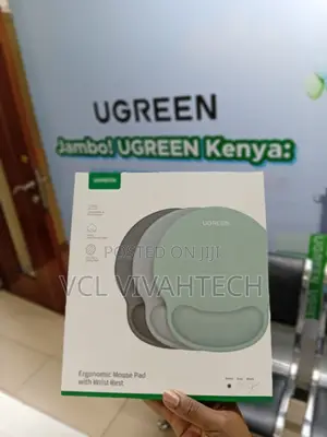 UGREEN Ergonomic Mouse Pad with Wrist Rest - Green
