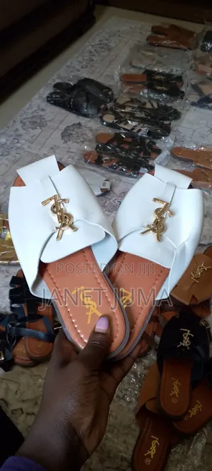 African Classics Mules za Ngozi za Wanawake - Nyeusi