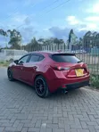 Mazda Axela 2016 Nyekundu - 4