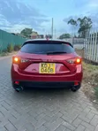 Mazda Axela 2016 Nyekundu - 5