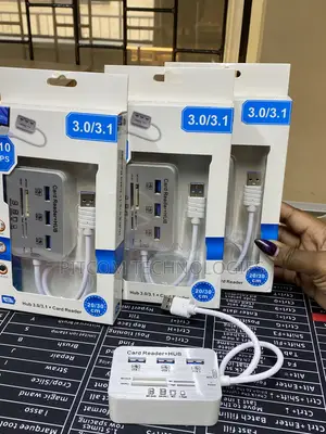 USB 3.0 to SD Card Reader + USB Port