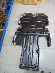 Kifuniko cha Chuma cha Sump kwa Mercedes-Benz C-Class (W204/W205) - 1