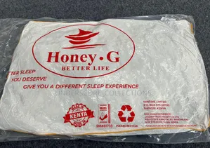 Pillow Nyeupe Nzuri Sana