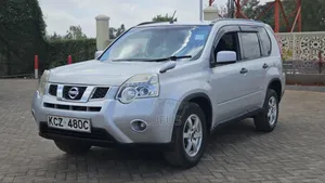 Nissan X-Trail 2.0 Petrol AWD 2013 Silver