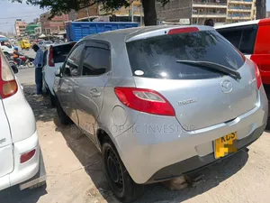 Mazda Demio 2012 Silver