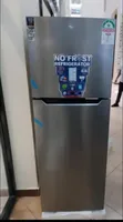 Mika Fridge Nyeupe Milango Miwili Freezer Juu - 2