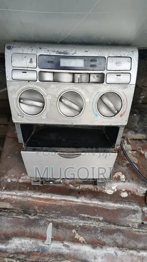 Jopo la Udhibiti wa Hali ya Hewa la Toyota Corolla NZE/Fielder (2001-2007)
