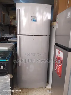 Friji la Samsung Lita 380 Milango Miwili