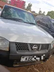 Nissan Hardbody 2007 Nyeupe - 1