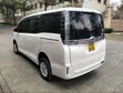 Toyota Noah 2017 Nyeupe - 5