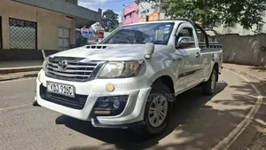 Toyota Hilux 2015