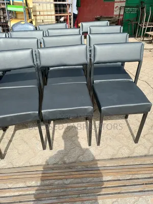 Kiti Kipya cha Ofisi cha Bosi
