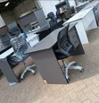 Ofisi ya Kisasa ya Kijivu na Droo 3 + Kiti cha Mesh Ergonomic - 1
