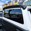 Spoiler ya Carbon Fiber kwa Toyota Hilux Revo - 2