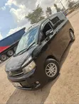 Toyota Voxy V 2WD 8-Seater 2012 Nyeusi - 2