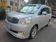 Toyota Noah 2.0 158hp FWD (8 Seater) 2013 Gold - 3