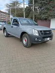 Isuzu D-MAX 2011 Silver - 3