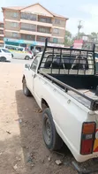 Toyota Hilux 1991 White - 4