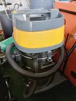 100L Commercial Vacuum Cleaner - 1
