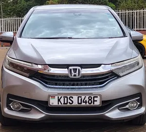 Honda Shuttle 1.5 Hybrid 2WD 2017 Nyeupe