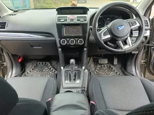Subaru Forester 2016 Rangi ya Kahawia
