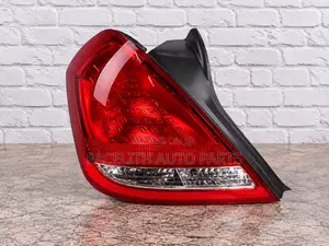 Depo Tail Lamp kwa Nissan Teana Saloon 2004-2005