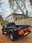 Toyota Hilux 2.5 D-4D SRX 2012 Nyeusi - 4