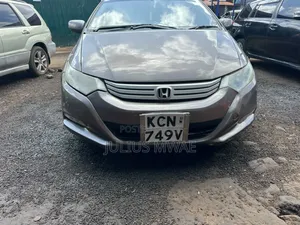 Honda Insight 2010 Nyeupe