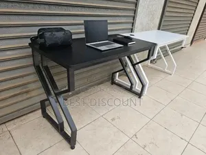 Kikao cha Ofisi cha Mtendaji chenye Fremu ya Chuma Nyeusi