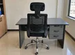 Boss Office Products Dawati la Ofisi na Kiti cha Ergonomic - 3
