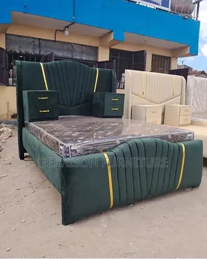 Kitanda cha Kifahari Kijani cha Emerald 5x6 na Makabati & Combo ya godoro