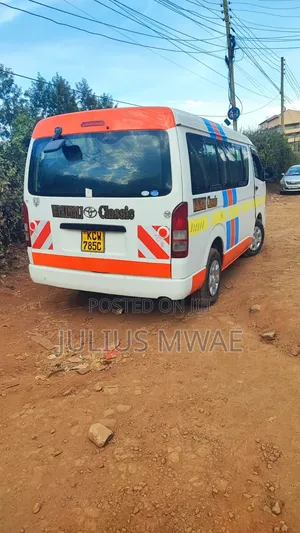 Toyota HiAce 2012 Manual Diesel