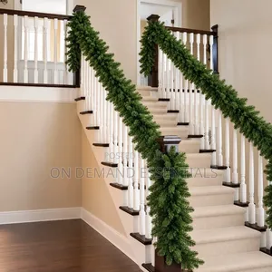 Premium Green Christmas Garland (2.7m)