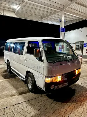 Nissan Caravan (Urvan) 2004 - Manual Diesel