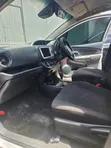 Toyota Vitz 1.0 FWD 5dr 2018 Silver - 4