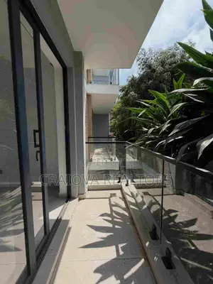 4 Bedroom Apartment for Sale in Spring Valley