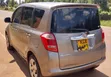 Toyota Ractis 2010 Nyeupe - 3